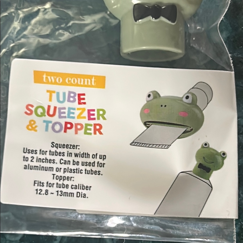 Frog Toothpaste Tube Squeezer and Topper - Picture 2 of 4
